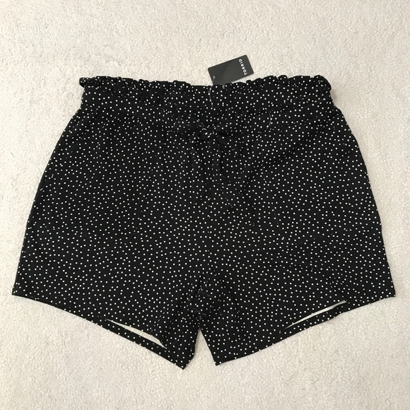 Torrid Paper Bag Shorts Polka Dot Black White Mid Rise Size L - Picture 1 of 14